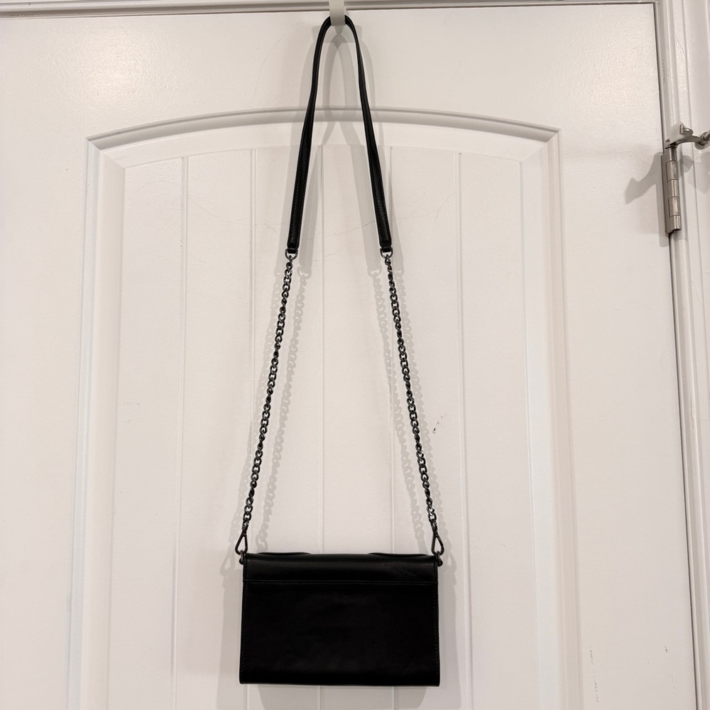 ALICE + OLIVIA Stacey Face Long Wallet with straps - Picture 2 of 8